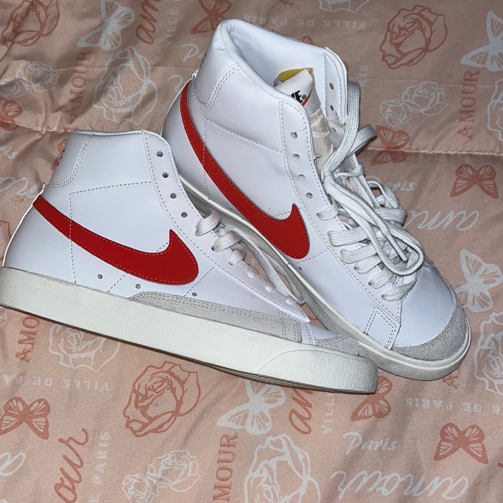 Nike Blazer tennis shoes